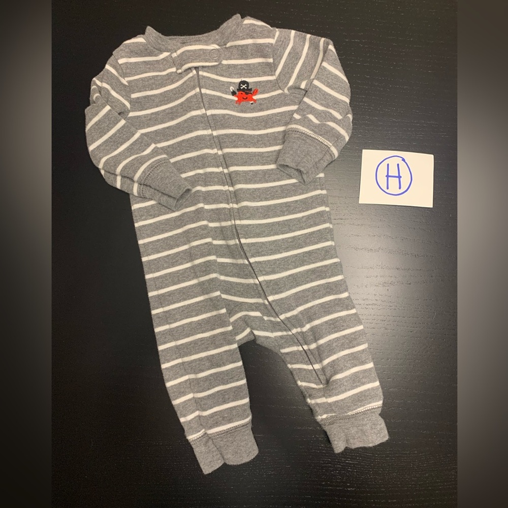 ⭐️2/$11.00⭐️-Carter's 3m (0-3m) Striped Footless One Piece